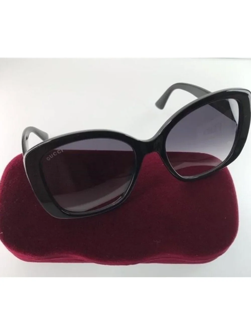 Gucci. Black Ship Same Day Ladies Gg0762s 001 56. Sunglasses - Picture 8 of 12